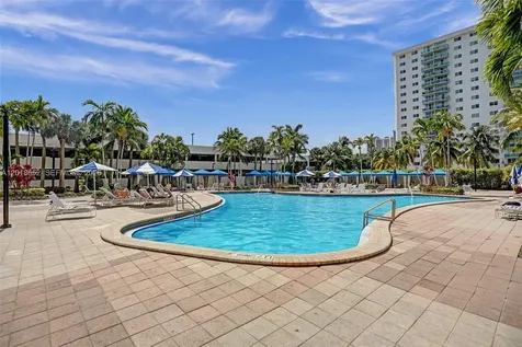 19370 Collins Avenue Sunny Isles Beach FL 33160