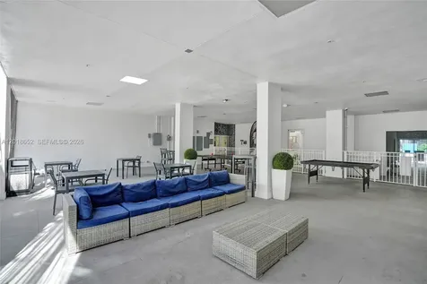 19370 Collins Avenue Sunny Isles Beach FL 33160