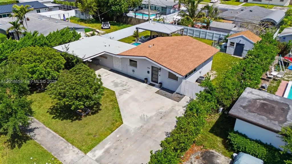 9955 SW 215th Street Cutler Bay FL 33189