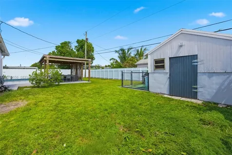 9955 SW 215th Street Cutler Bay FL 33189