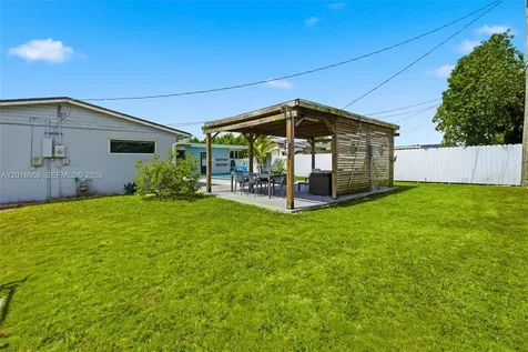 9955 SW 215th Street Cutler Bay FL 33189