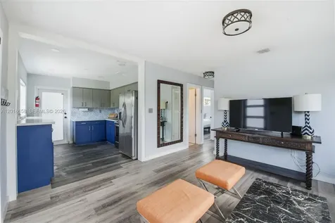 9955 SW 215th Street Cutler Bay FL 33189