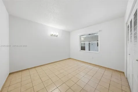 305 W 68th Street Hialeah FL 33014