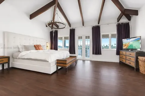 224 S Coconut Lane Miami Beach FL 33139