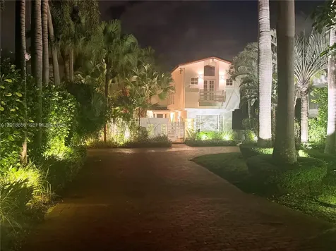 224 S Coconut Lane Miami Beach FL 33139