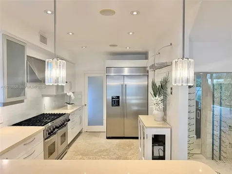 224 S Coconut Lane Miami Beach FL 33139