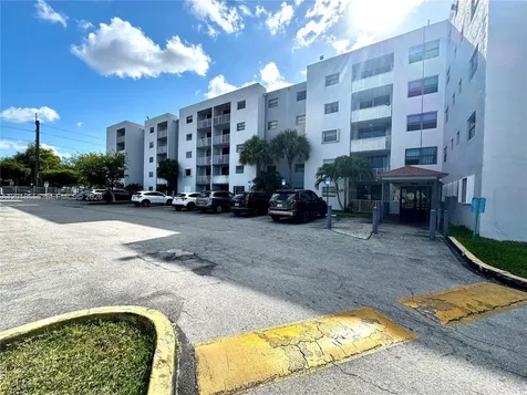 8145 NW 7th Street Miami FL 33126