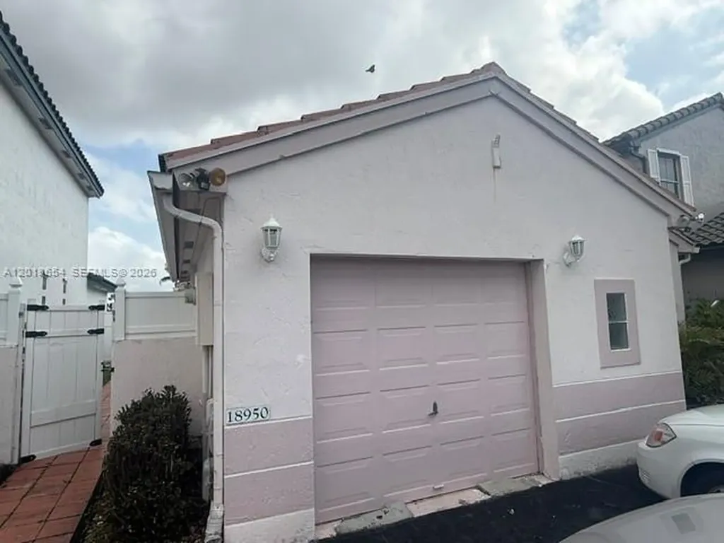 18950 NW 22nd Street Pembroke Pines FL 33029