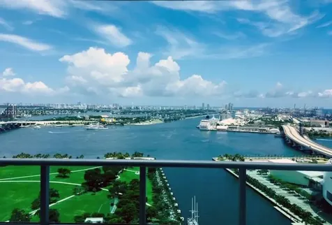 900 Biscayne Boulevard Miami FL 33132