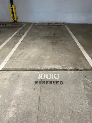 900 Biscayne Boulevard Miami FL 33132