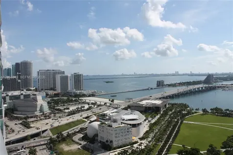 900 Biscayne Boulevard Miami FL 33132