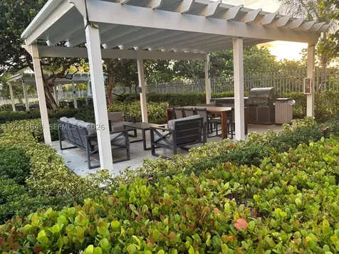 199 Ocean Lane Drive Key Biscayne FL 33149