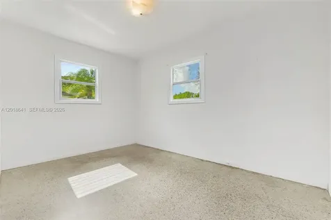 3411 SW 35th Street West Park FL 33023