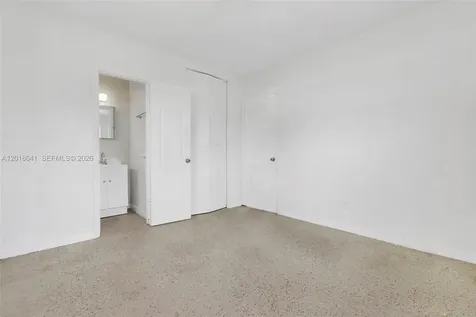 3411 SW 35th Street West Park FL 33023