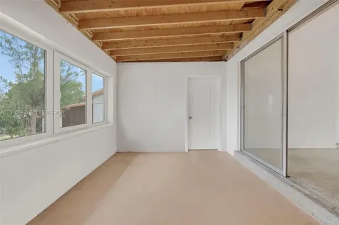 3411 SW 35th Street West Park FL 33023