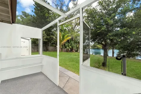3411 SW 35th Street West Park FL 33023