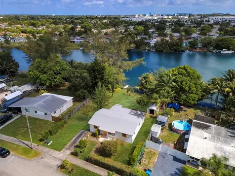 3411 SW 35th Street West Park FL 33023