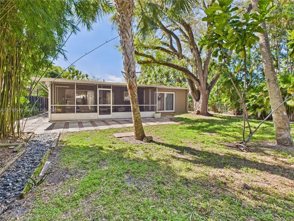 1632 SW 28th Avenue Fort Lauderdale FL 33312