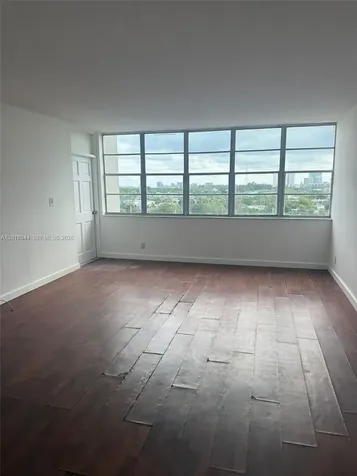 2025 NE 164th Street North Miami Beach FL 33162