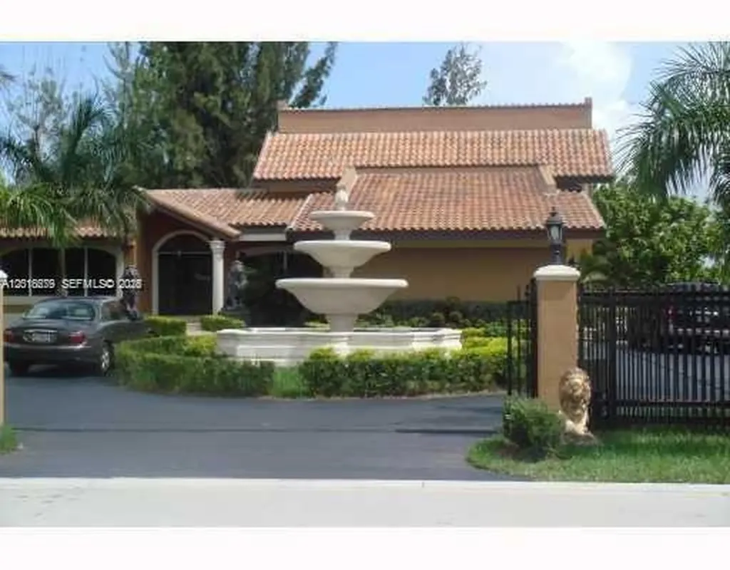 12425 SW 43rd Street Miami FL 33175