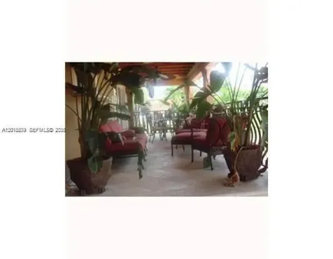 12425 SW 43rd Street Miami FL 33175