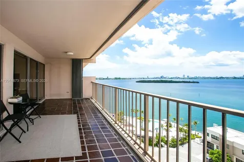 1800 NE 114th Street Miami FL 33181