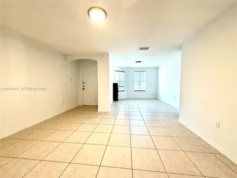 16336 SW 48th Terrace Miami FL 33185