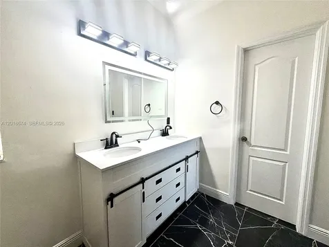 16336 SW 48th Terrace Miami FL 33185