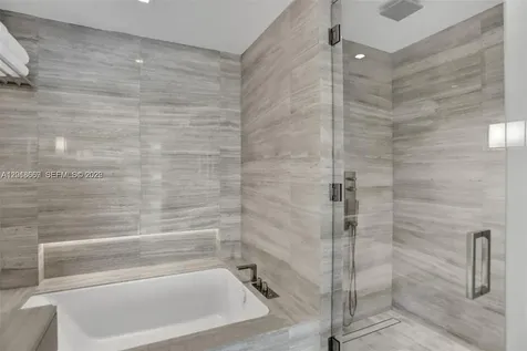 18975 Collins Avenue Sunny Isles Beach FL 33160
