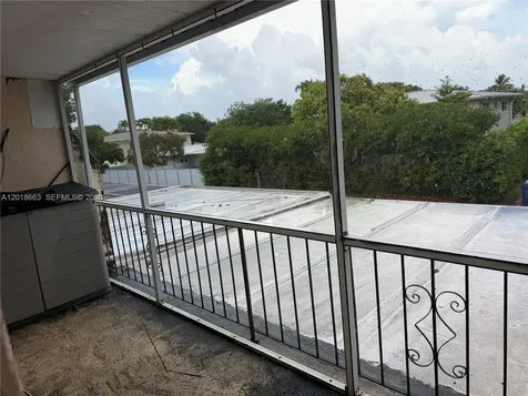 9127 SW 96th Avenue Miami FL 33176