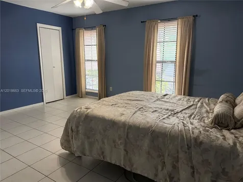 9127 SW 96th Avenue Miami FL 33176