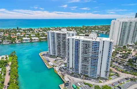 20505 E Country Club Drive Aventura FL 33180