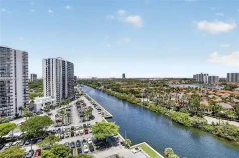 20505 E Country Club Drive Aventura FL 33180
