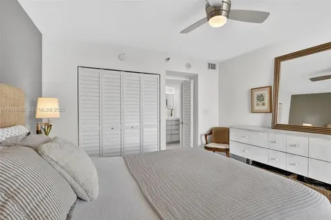 20505 E Country Club Drive Aventura FL 33180