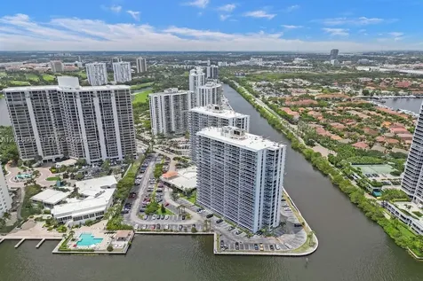 20505 E Country Club Drive Aventura FL 33180