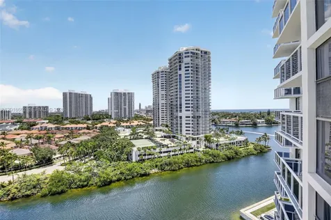 20505 E Country Club Drive Aventura FL 33180