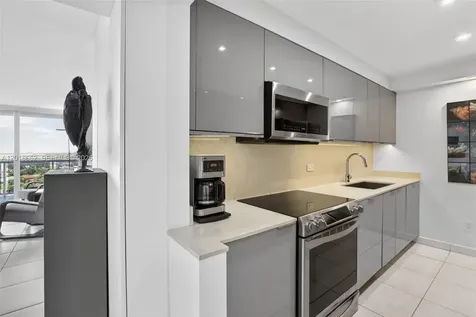20505 E Country Club Drive Aventura FL 33180