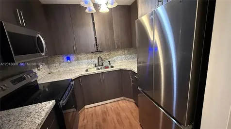 3011 W 76th Street Hialeah FL 33018