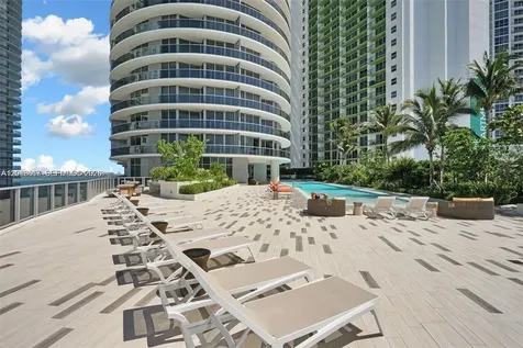 488 NE 18th Street Miami FL 33132