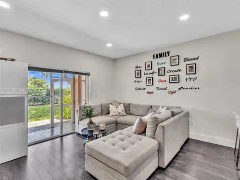 5779 NW 116th Avenue Doral FL 33178