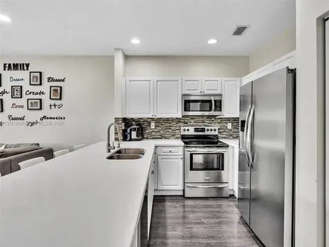 5779 NW 116th Avenue Doral FL 33178