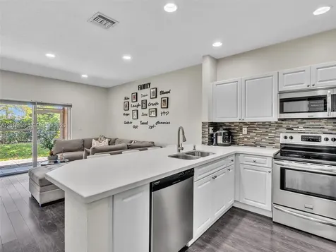 5779 NW 116th Avenue Doral FL 33178