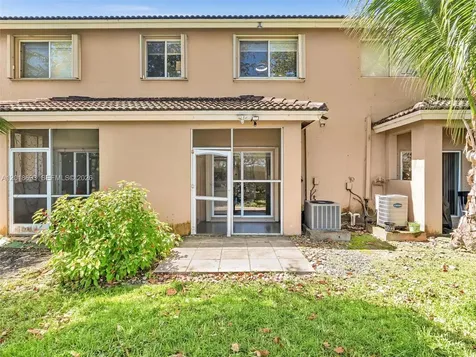 5779 NW 116th Avenue Doral FL 33178