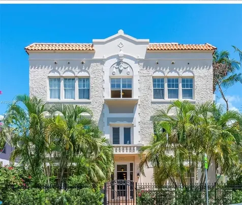 1611 Michigan Avenue Miami Beach FL 33139