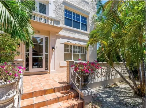1611 Michigan Avenue Miami Beach FL 33139