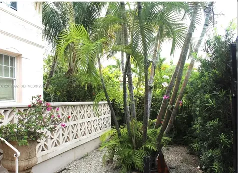 1611 Michigan Avenue Miami Beach FL 33139