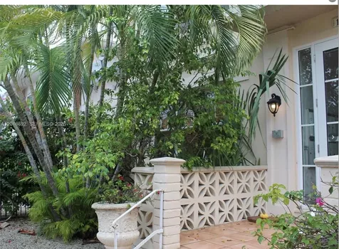 1611 Michigan Avenue Miami Beach FL 33139