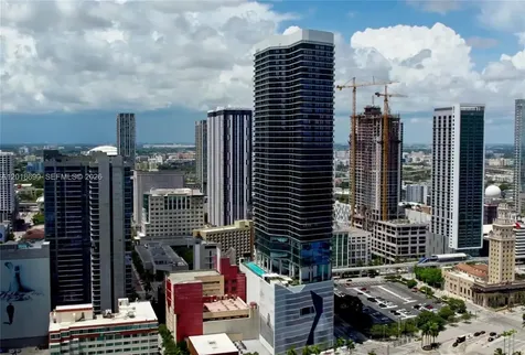 398 NE 5th Street Miami FL 33132