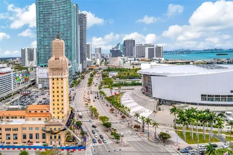 398 NE 5th Street Miami FL 33132