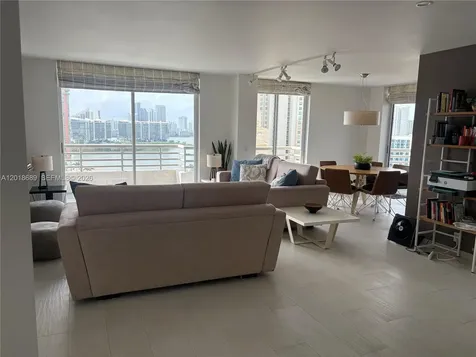 3300 NE 191st Street Aventura FL 33180
